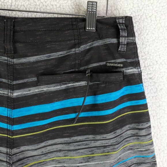 Quiksilver Amphibians Shorts Mens 30 Gray Blue Striped Hybrid Retro Y2K - Picture 4 of 10